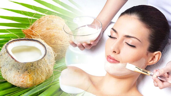 Sử dụng dầu dừa đều đặn 2-3 lần/ tuần sẽ tạo ra lớp màng bảo vệ da khỏi quá trình lão hoá