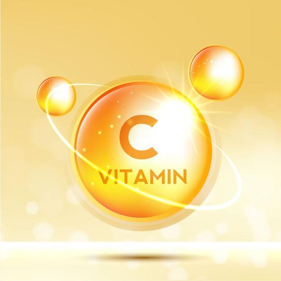 Vitamin C là hoạt chất có khả năng chống oxy hóa mạnh mẽ giúp duy trì hệ miễn dịch của làn da